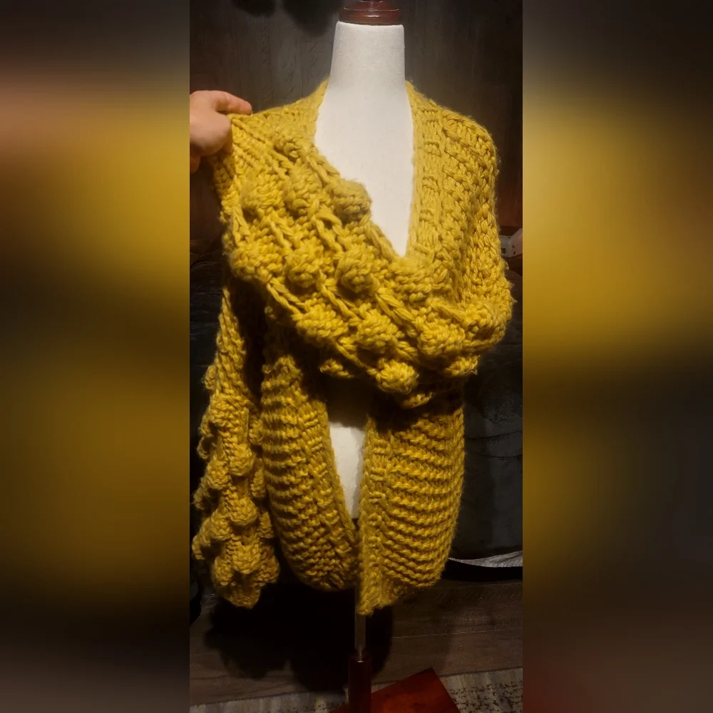 Wish List Chunky Mustard Yellow Balloon Sleeve Sweater – Size M/L - Picture 3 of 7